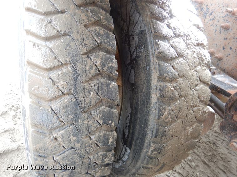 image for item DH6487 2007 Volvo VNL semi truck