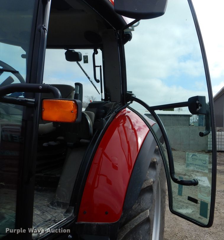 image for item DH6488 2018 Case IH Farmall 110U MFWD tractor