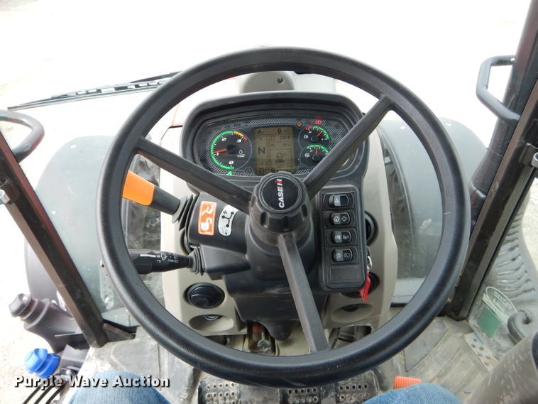 image for item DH6488 2018 Case IH Farmall 110U MFWD tractor