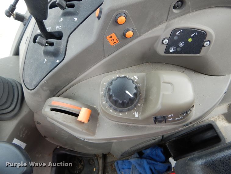 image for item DH6488 2018 Case IH Farmall 110U MFWD tractor