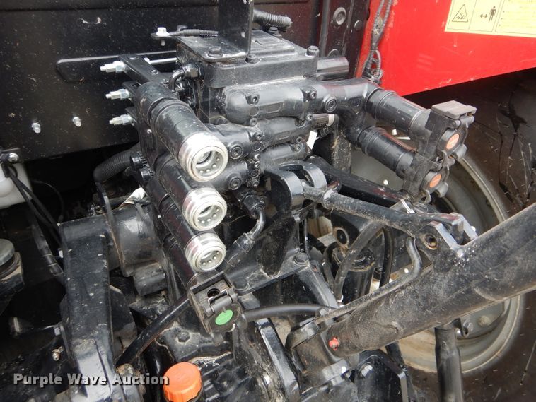 image for item DH6488 2018 Case IH Farmall 110U MFWD tractor