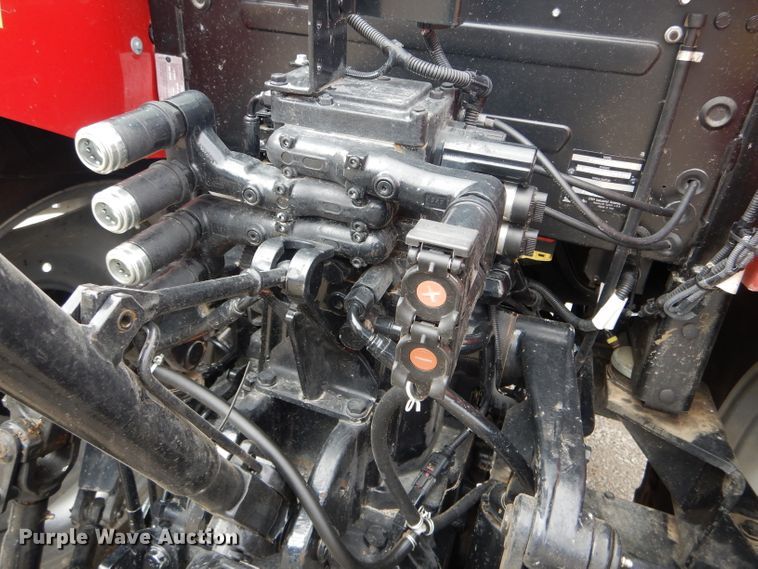 image for item DH6488 2018 Case IH Farmall 110U MFWD tractor