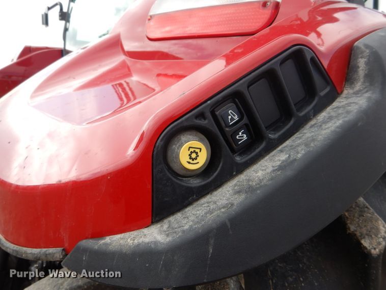 image for item DH6488 2018 Case IH Farmall 110U MFWD tractor