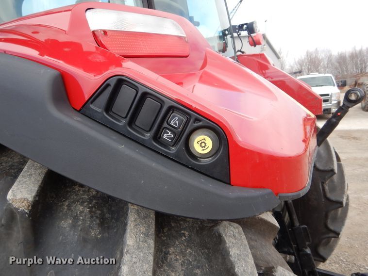 image for item DH6488 2018 Case IH Farmall 110U MFWD tractor