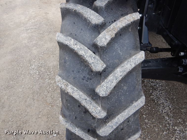 image for item DH6488 2018 Case IH Farmall 110U MFWD tractor