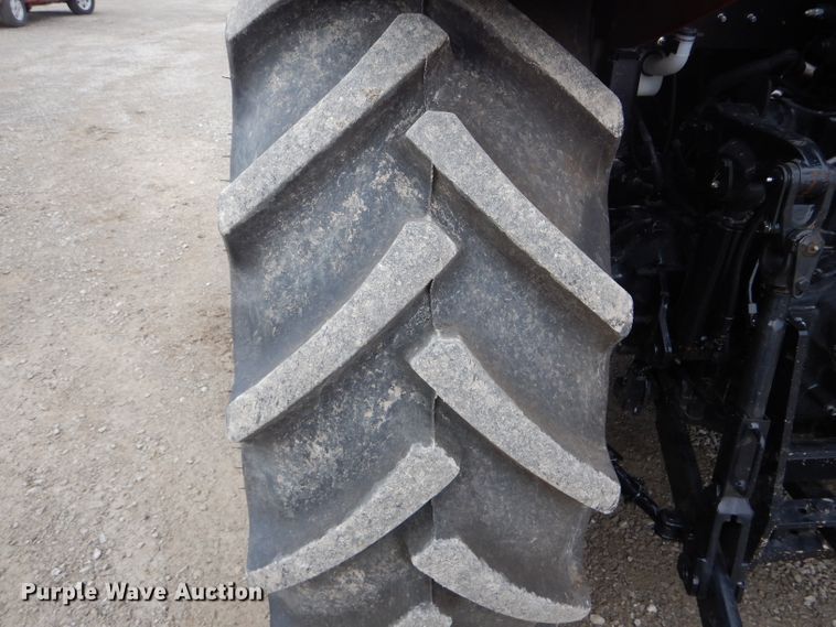 image for item DH6488 2018 Case IH Farmall 110U MFWD tractor