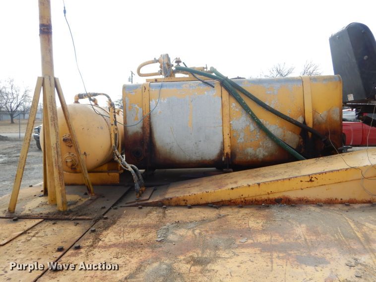 image for item DH6489 Ingram 9-2800-P pneumatic roller