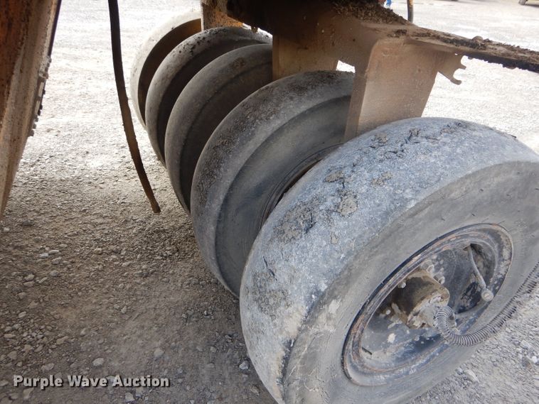 image for item DH6489 Ingram 9-2800-P pneumatic roller