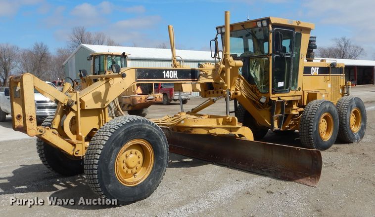 image for item DH6490 1999 Caterpillar 140H motor grader