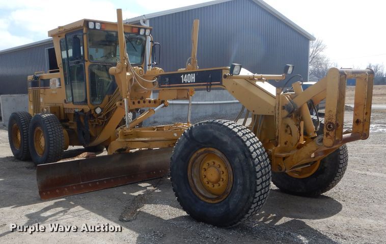 image for item DH6490 1999 Caterpillar 140H motor grader