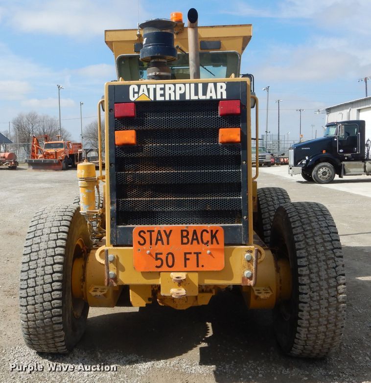 image for item DH6490 1999 Caterpillar 140H motor grader