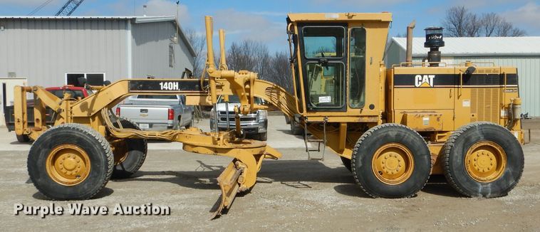 image for item DH6490 1999 Caterpillar 140H motor grader