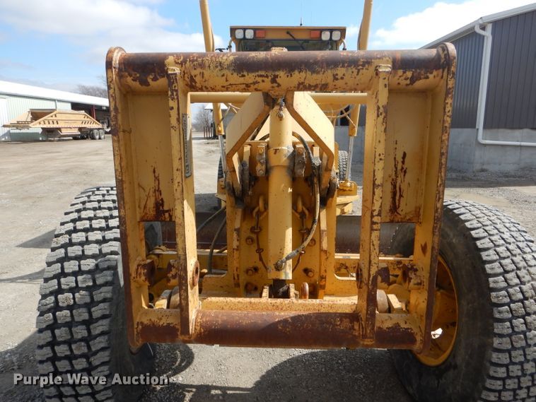 image for item DH6490 1999 Caterpillar 140H motor grader