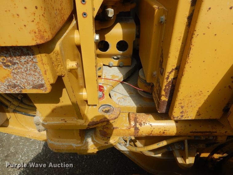 image for item DH6490 1999 Caterpillar 140H motor grader