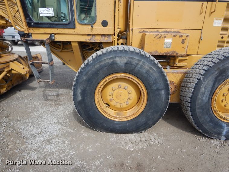 image for item DH6490 1999 Caterpillar 140H motor grader