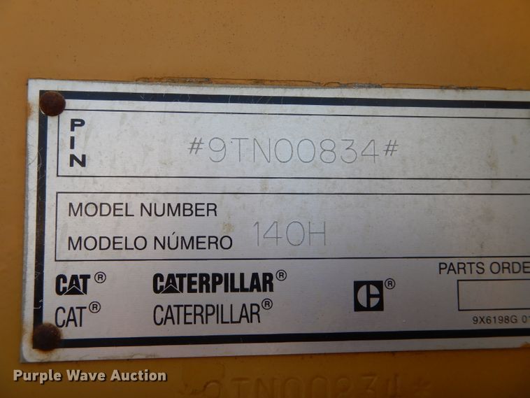 image for item DH6490 1999 Caterpillar 140H motor grader