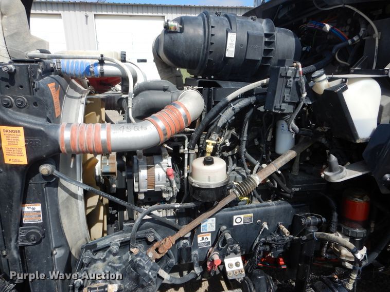 image for item DH6491 2013 Kenworth T800 semi truck