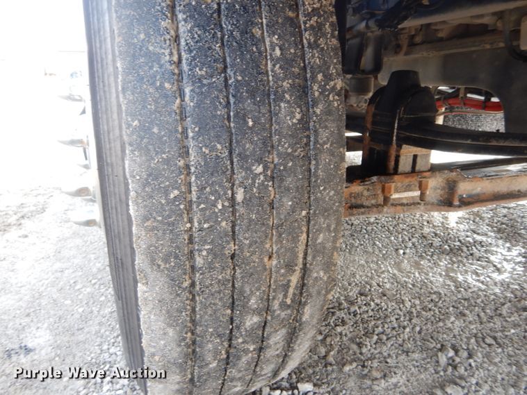 image for item DH6491 2013 Kenworth T800 semi truck