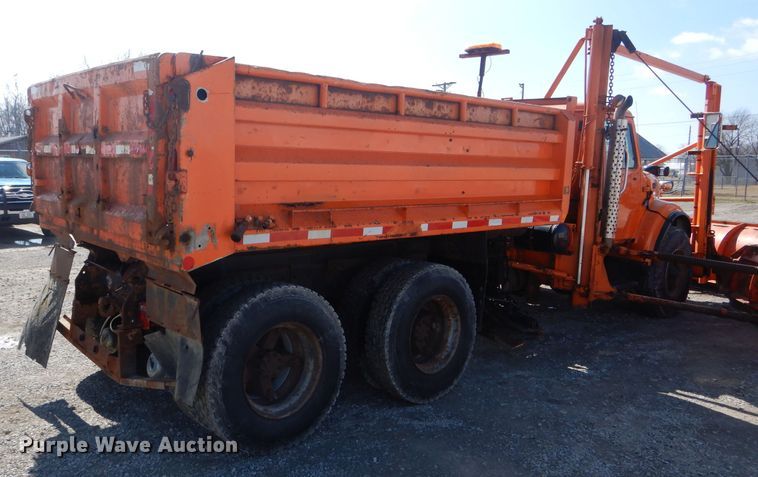 image for item DH6495 1996 International 4900 dump truck