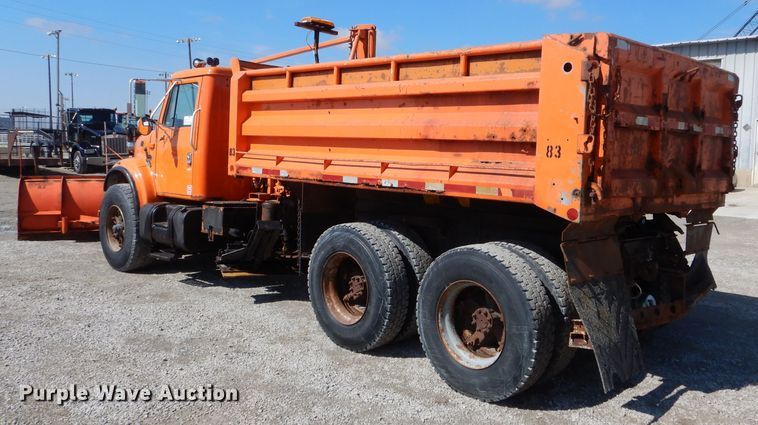 image for item DH6495 1996 International 4900 dump truck