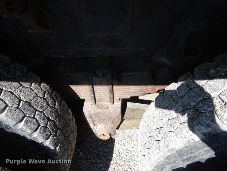 image for item DH6495 1996 International 4900 dump truck