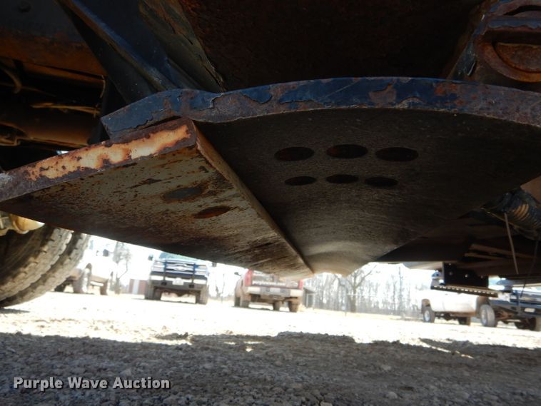 image for item DH6495 1996 International 4900 dump truck