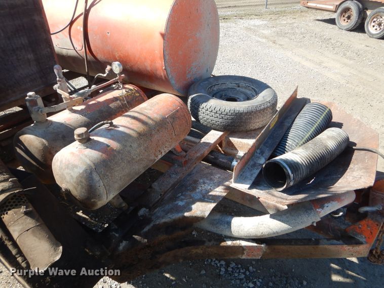 image for item DH6498 Duraco 81DJ pot hole patcher