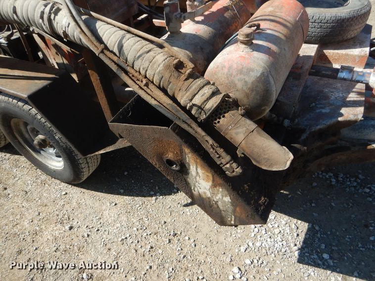 image for item DH6498 Duraco 81DJ pot hole patcher