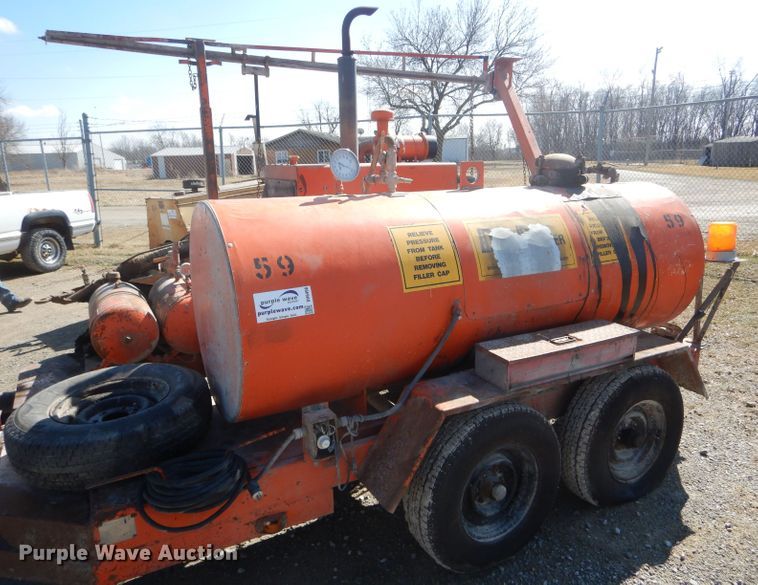 image for item DH6498 Duraco 81DJ pot hole patcher