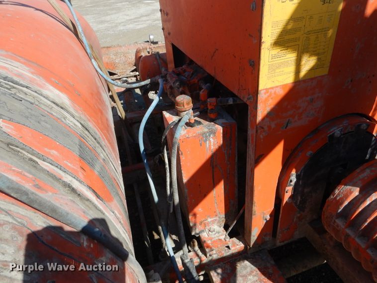 image for item DH6498 Duraco 81DJ pot hole patcher