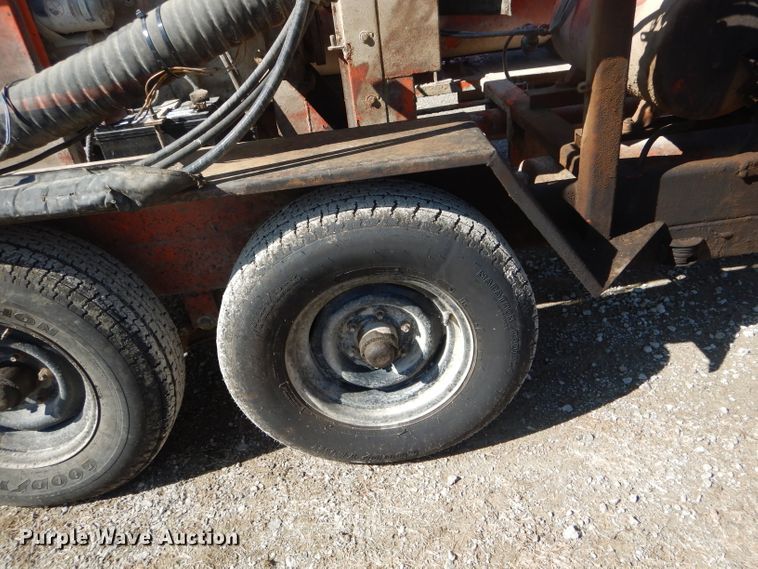 image for item DH6498 Duraco 81DJ pot hole patcher