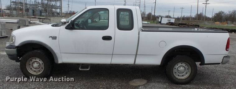 image for item DH7903 1999 Ford F150 SuperCab pickup truck