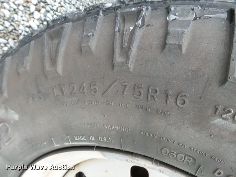 image for item DH7903 1999 Ford F150 SuperCab pickup truck