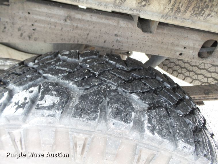 image for item DH7903 1999 Ford F150 SuperCab pickup truck