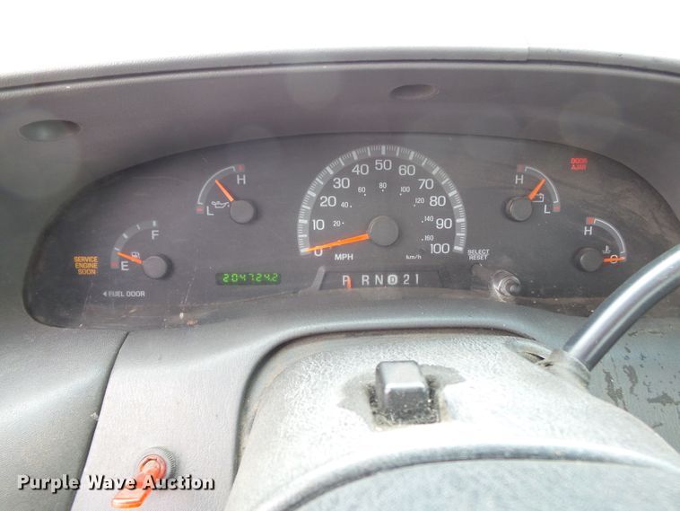 image for item DH7903 1999 Ford F150 SuperCab pickup truck