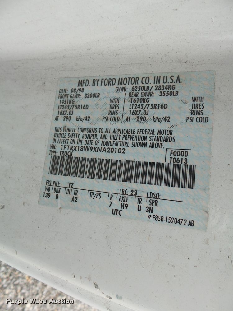 image for item DH7903 1999 Ford F150 SuperCab pickup truck