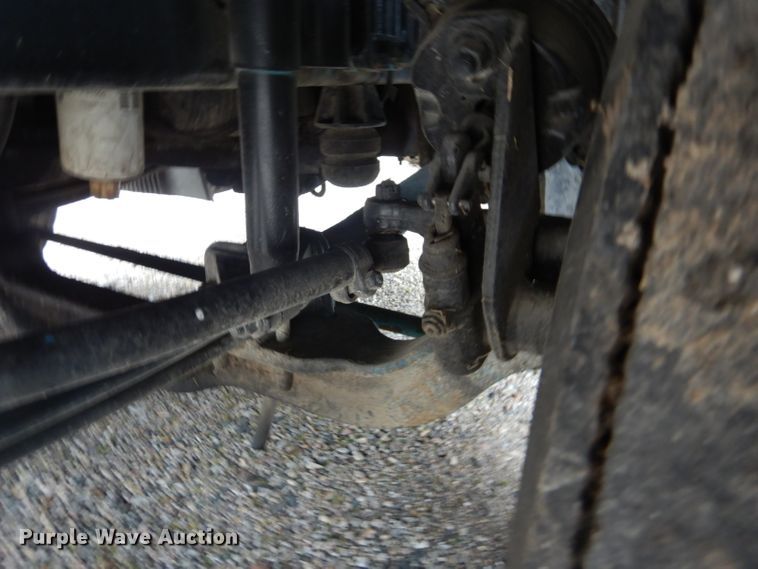 image for item DI2385 2000 Volvo VN semi truck