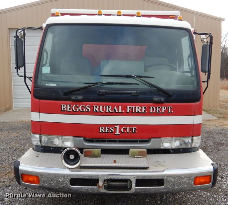 image for item DI2386 1995 Nissan 1800E rescue vehicle