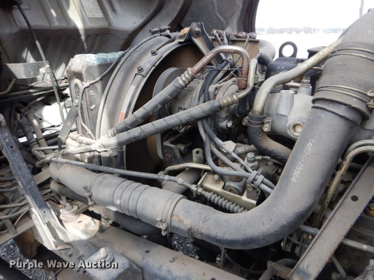 image for item DI2386 1995 Nissan 1800E rescue vehicle