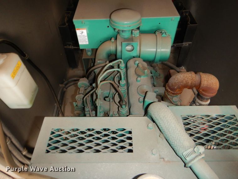 image for item DI2386 1995 Nissan 1800E rescue vehicle