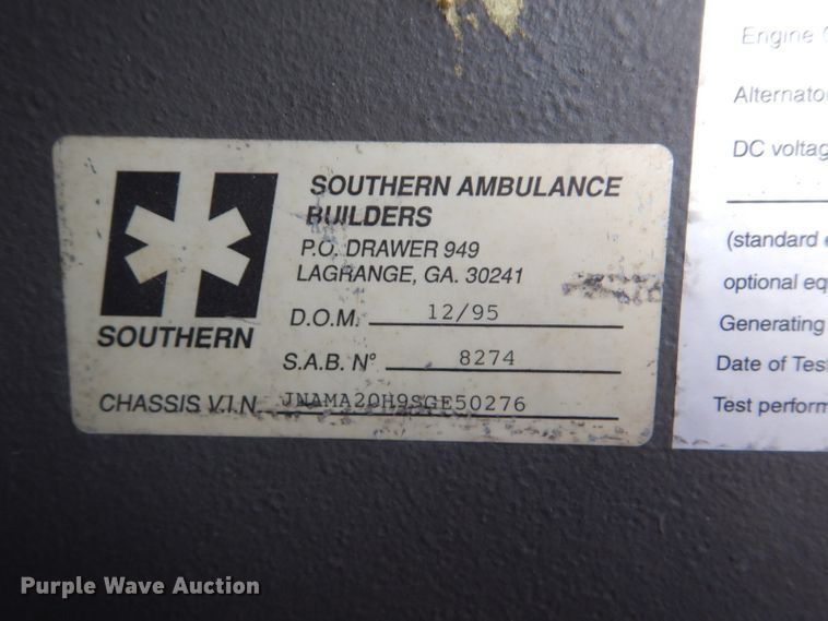 image for item DI2386 1995 Nissan 1800E rescue vehicle