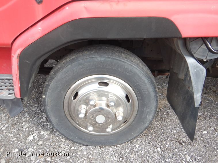 image for item DI2386 1995 Nissan 1800E rescue vehicle