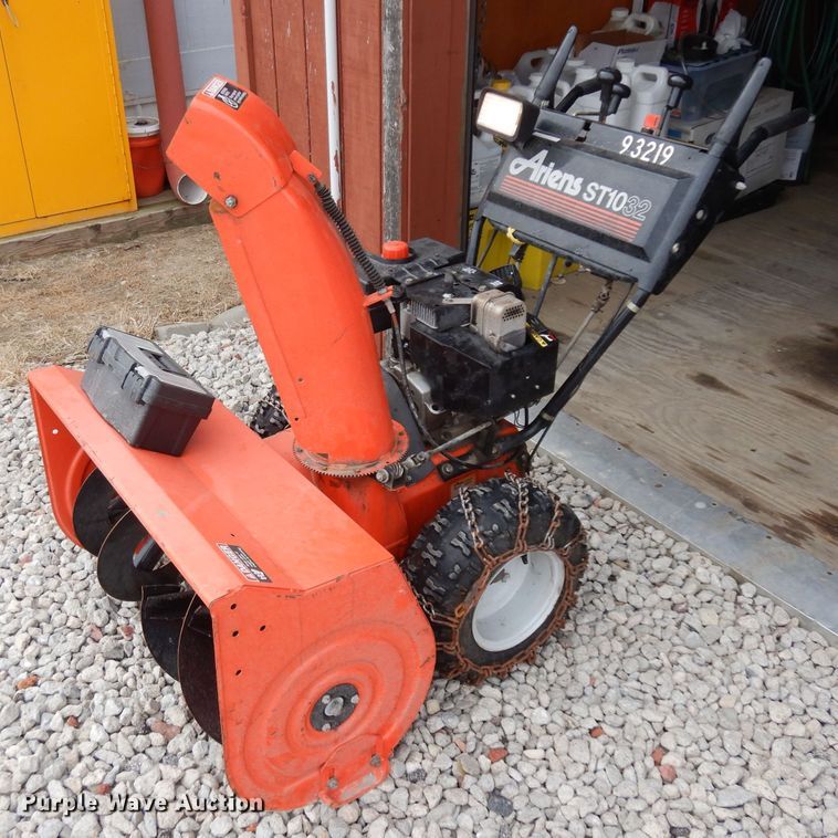 image for item ER9868 Arians ST1032 snow blower