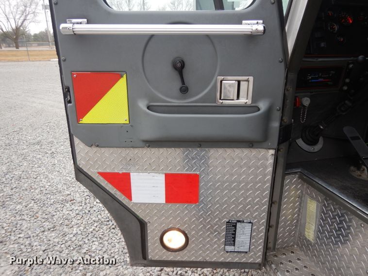 image for item ER9977 1999 Emergency One pumper fire truck