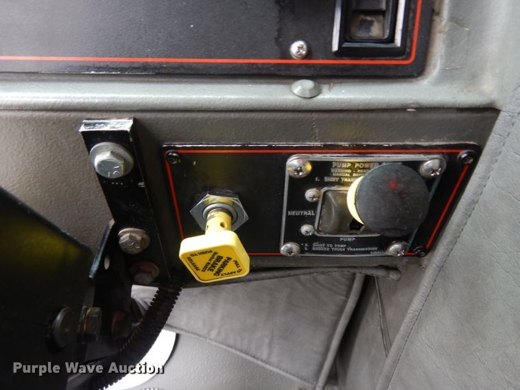 image for item ER9977 1999 Emergency One pumper fire truck