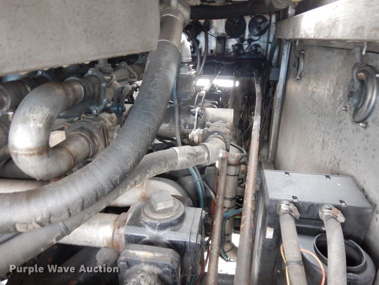 image for item ER9977 1999 Emergency One pumper fire truck