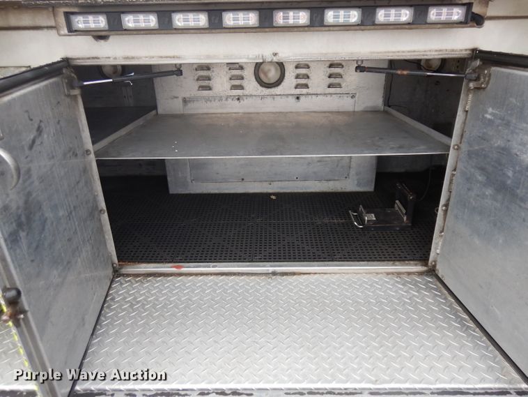 image for item ER9977 1999 Emergency One pumper fire truck