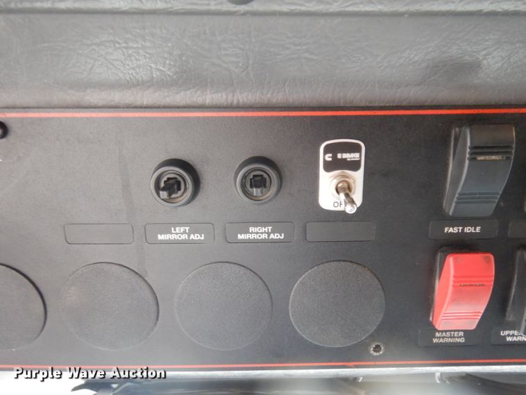 image for item ER9978 2000 Emergency One pumper fire truck