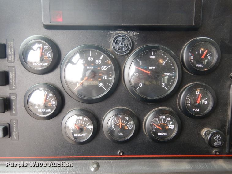 image for item ER9978 2000 Emergency One pumper fire truck