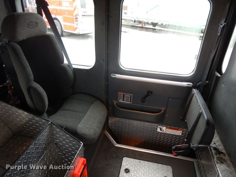 image for item ER9978 2000 Emergency One pumper fire truck